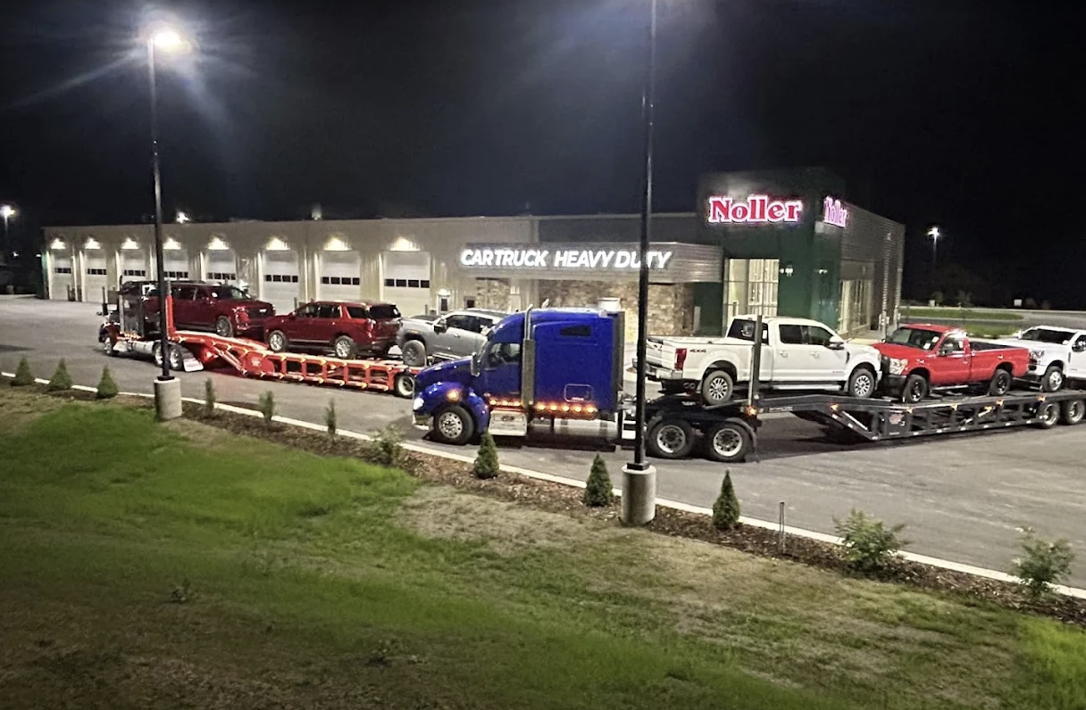 Dealership gallery photo 1